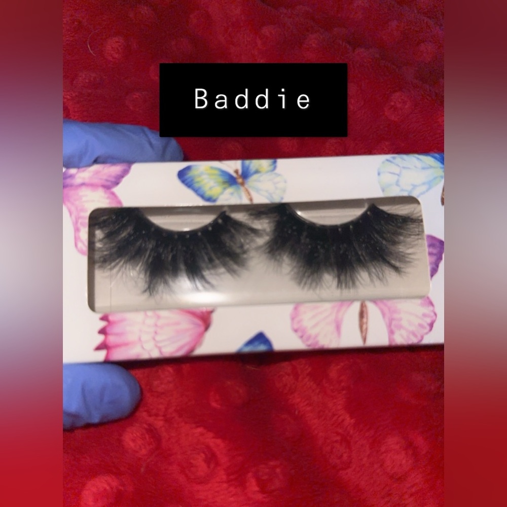 Baddie Eyelashes